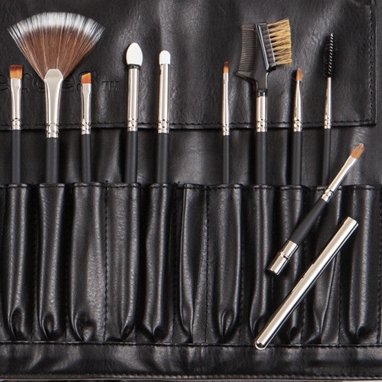 18 Piece Brush Set - Hollywood Professional – Heroes Beauty